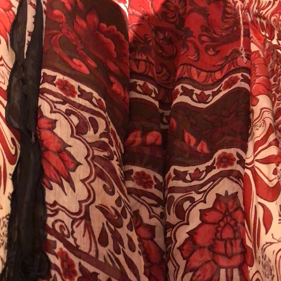 2 pc dupatta and shirt. Pakistani/ Indian - Picture 2 of 2